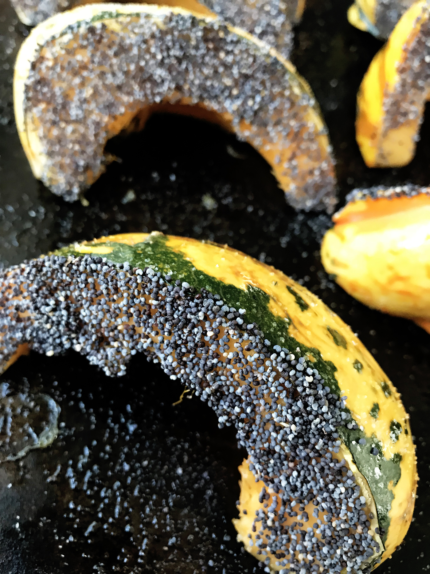 Poppy Seed Crusted Carnival Squash