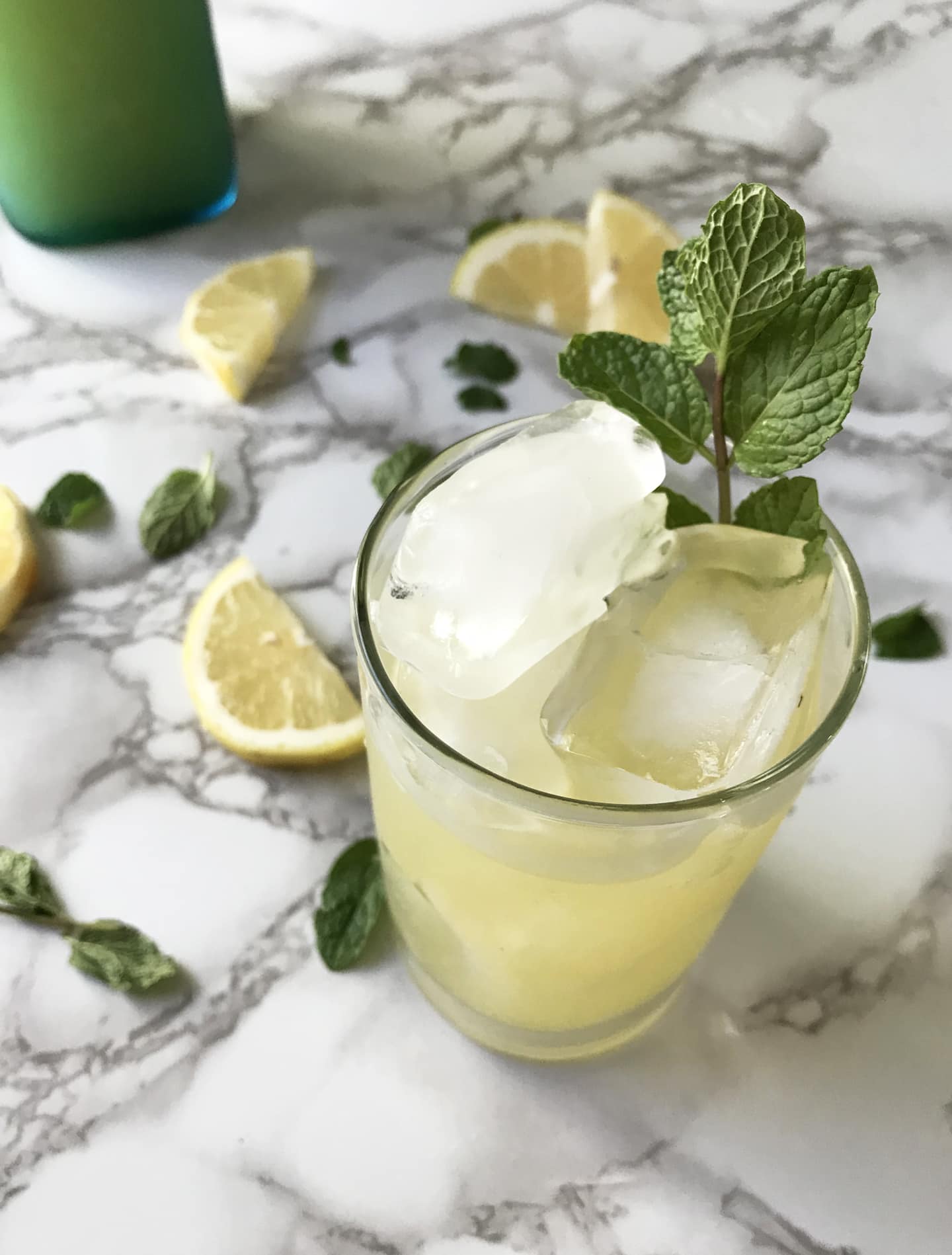 Sparkling Probiotic Mint Lemonade